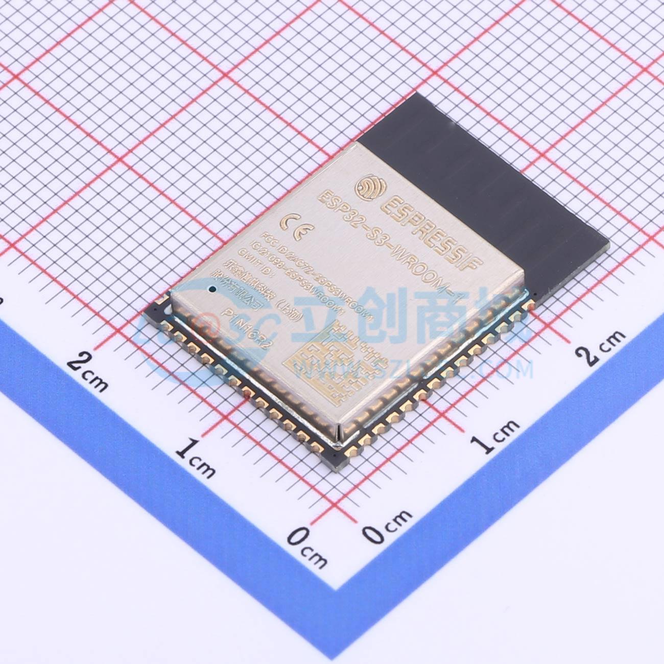 قطعتان من وحدة ESPRESSIF ESP32 - مراجعة Esp32 Uart Module وسعره