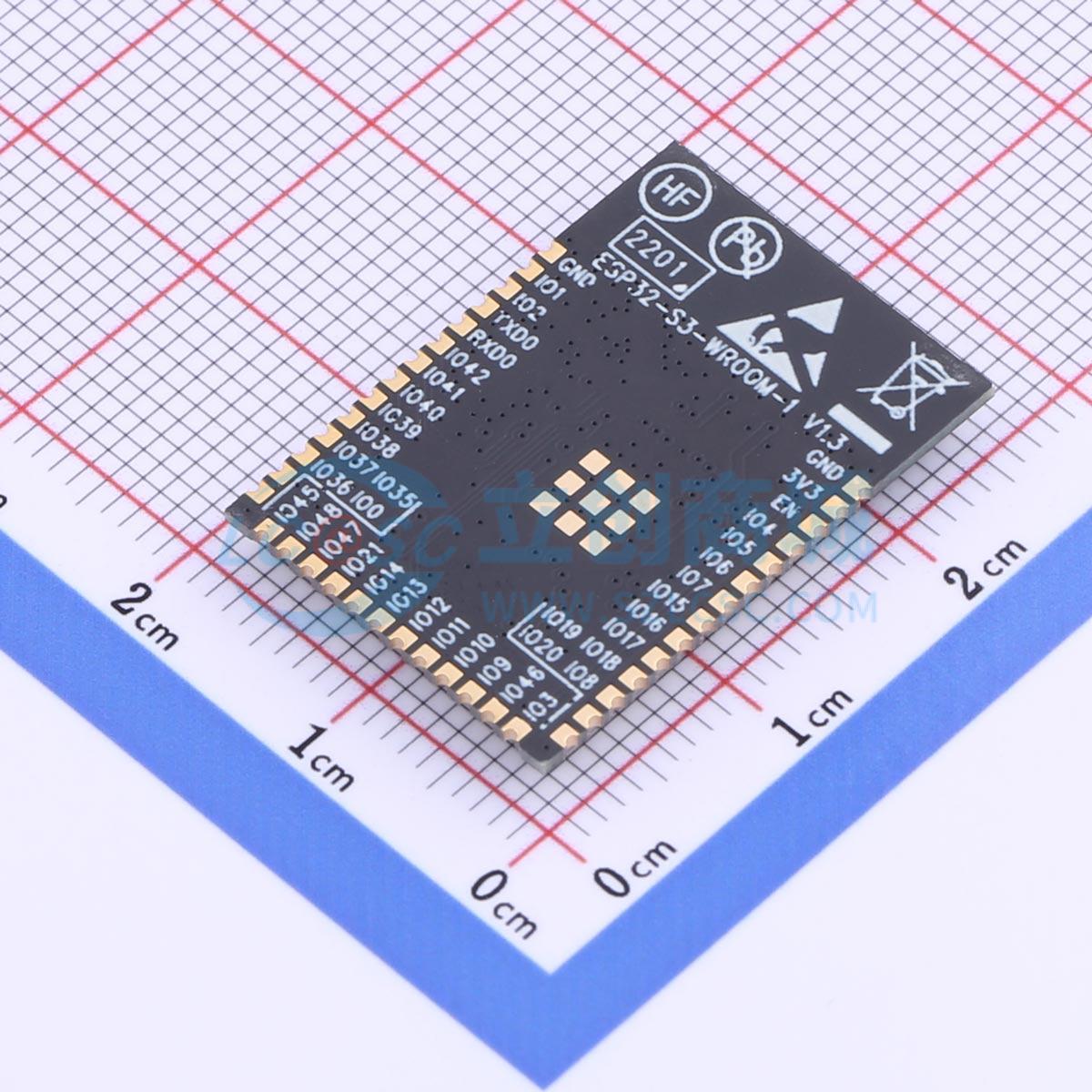 قطعتان من وحدة ESPRESSIF ESP32 - مراجعة Esp32 Uart Module وسعره